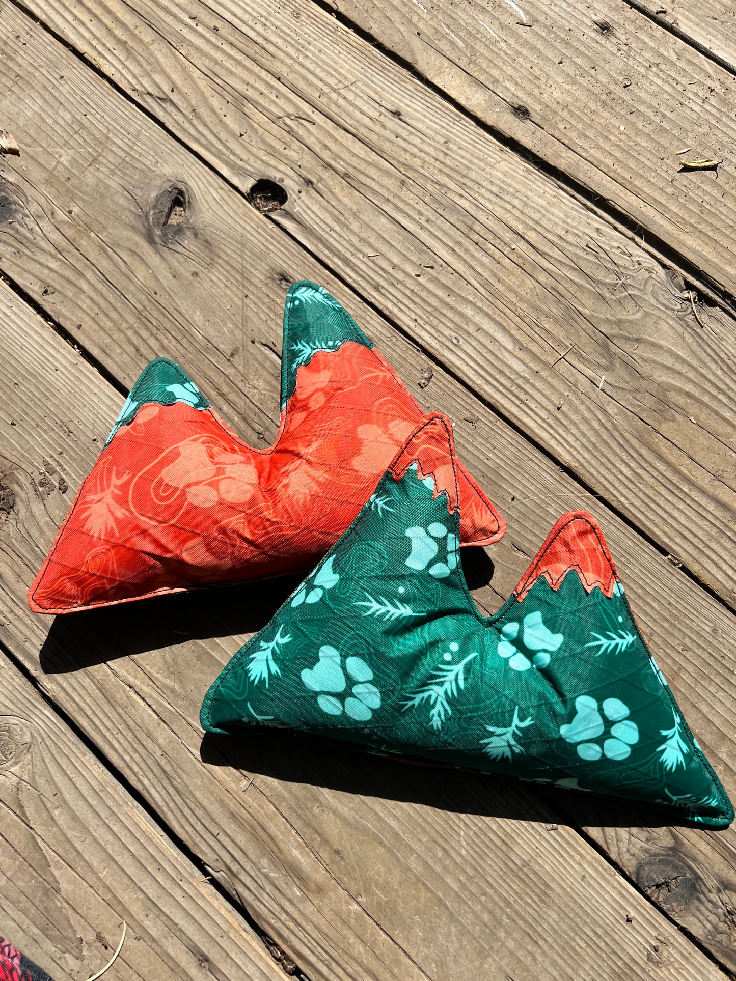 Indy Peaks Dog Toy