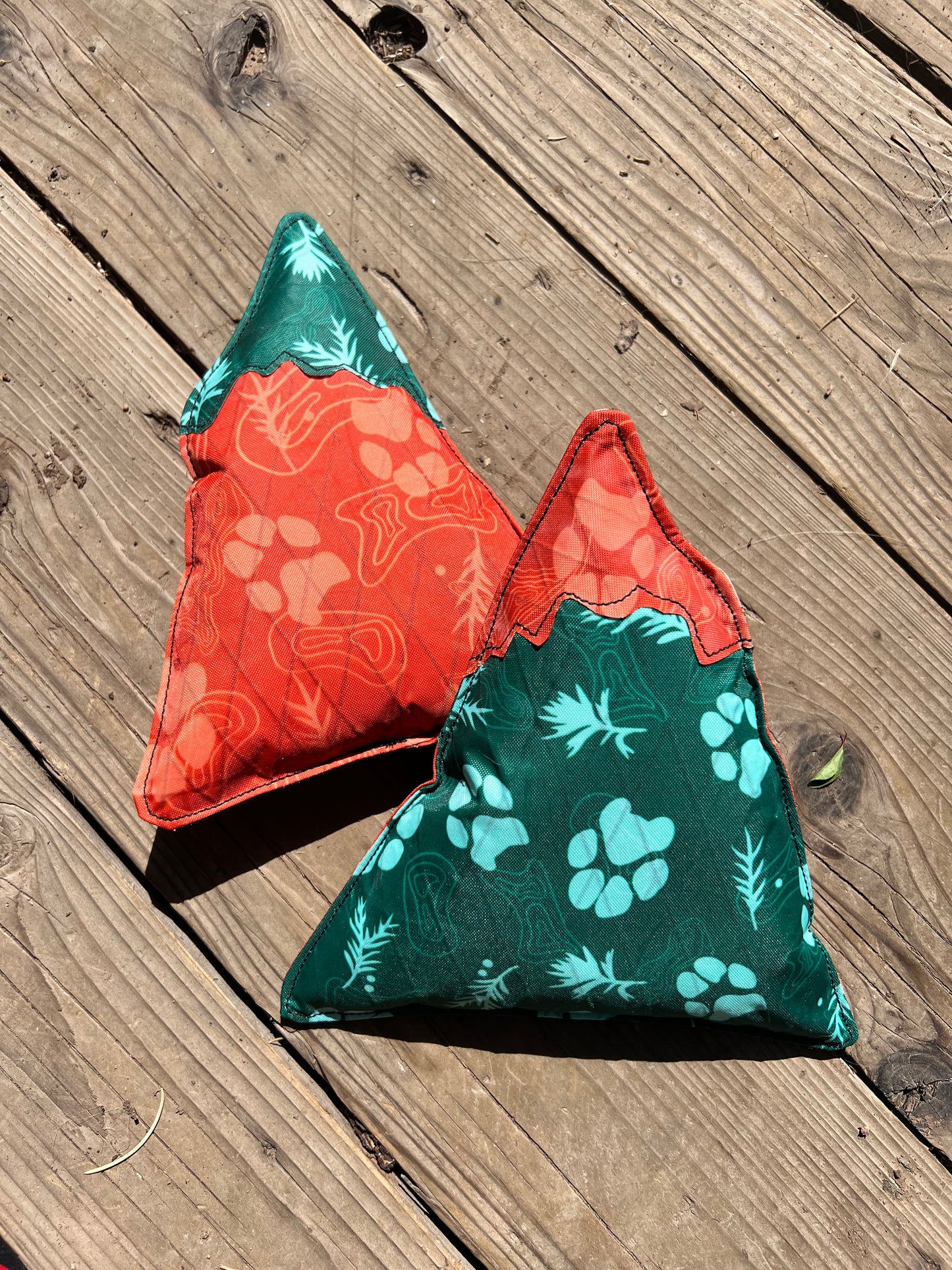 Indy Peaks Dog Toy