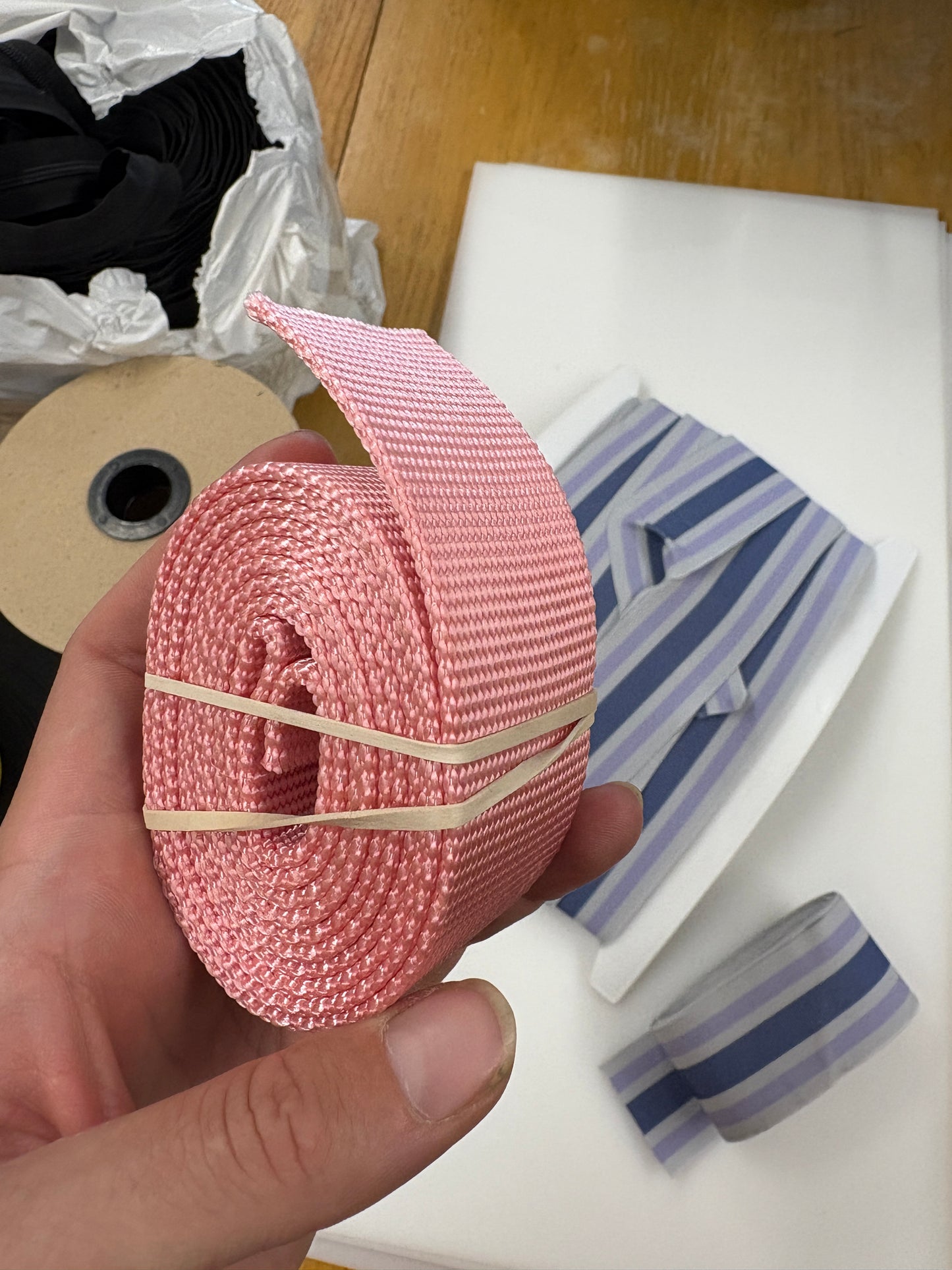 1.5 inch pink flat nylon webbing