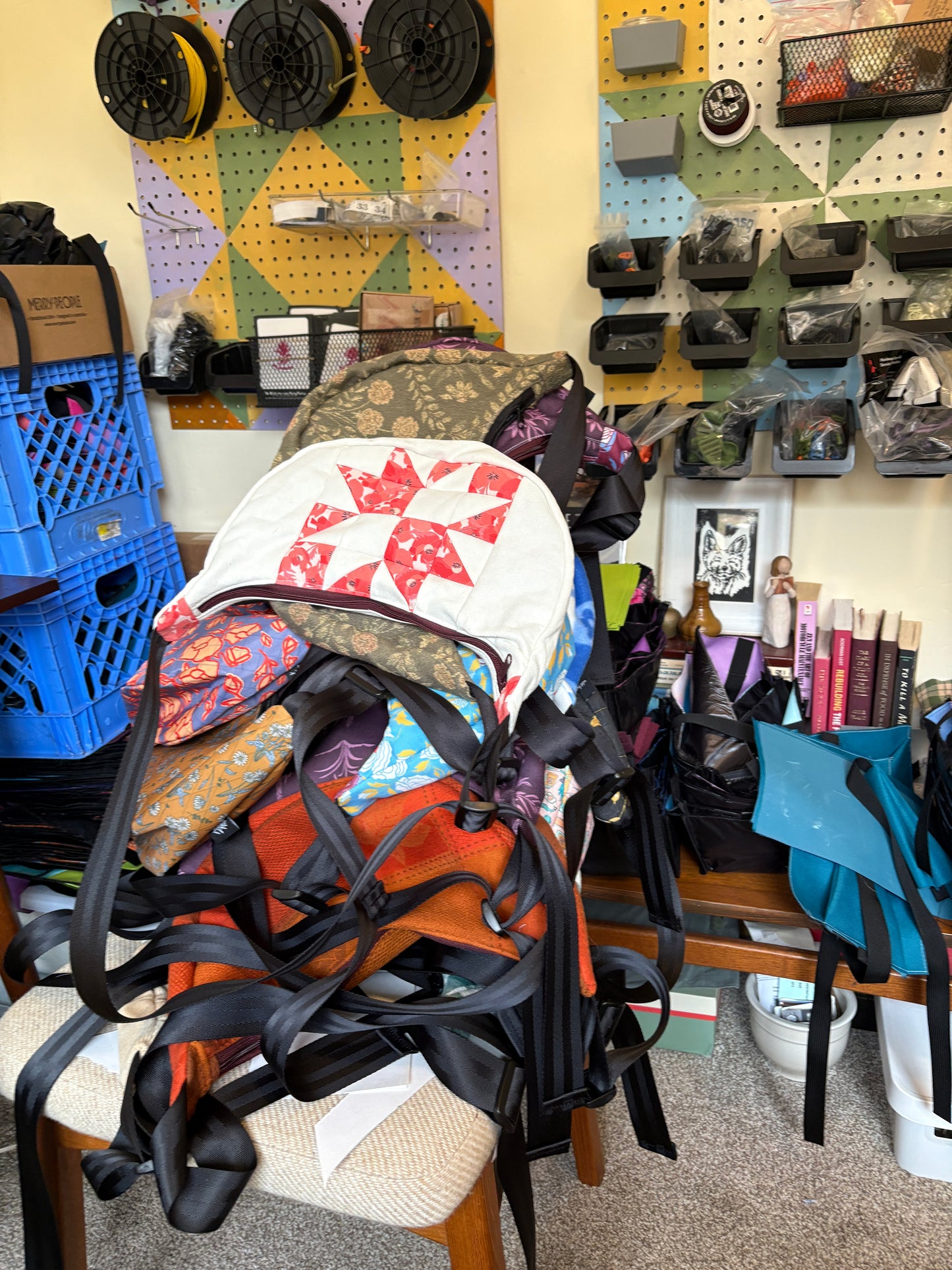 Balsamroot Doughboi Crescent Bag