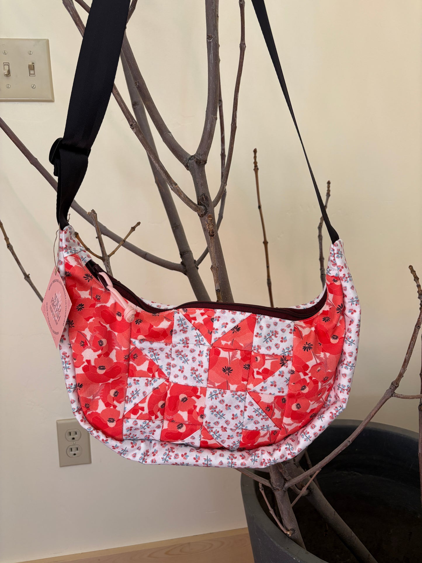 Quilted Flowers Doughboi Crescent Bag