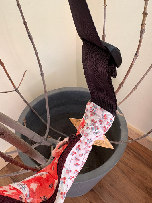 Quilted Flowers Doughboi Crescent Bag